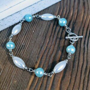 Glass Pearl Bracelet Silver White Light Blue